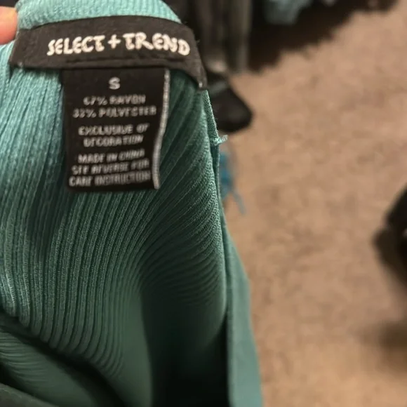 Seafoam green faux wrap top by Select + Trend - Picture 5 of 5